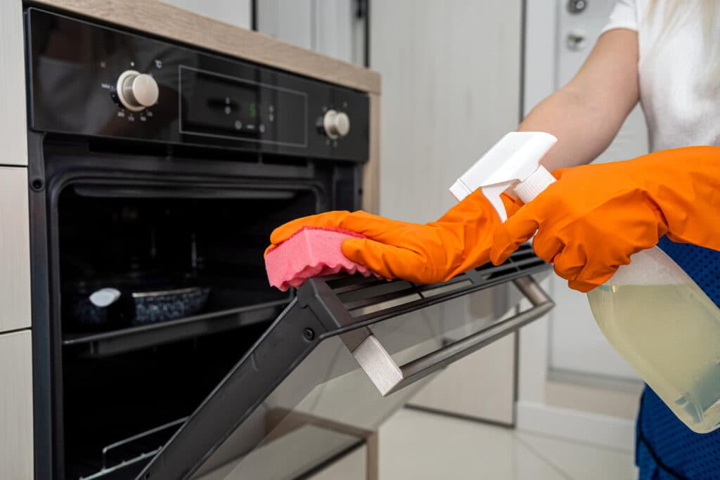 Experience the Sparkle with Our Oven Cleaning Service